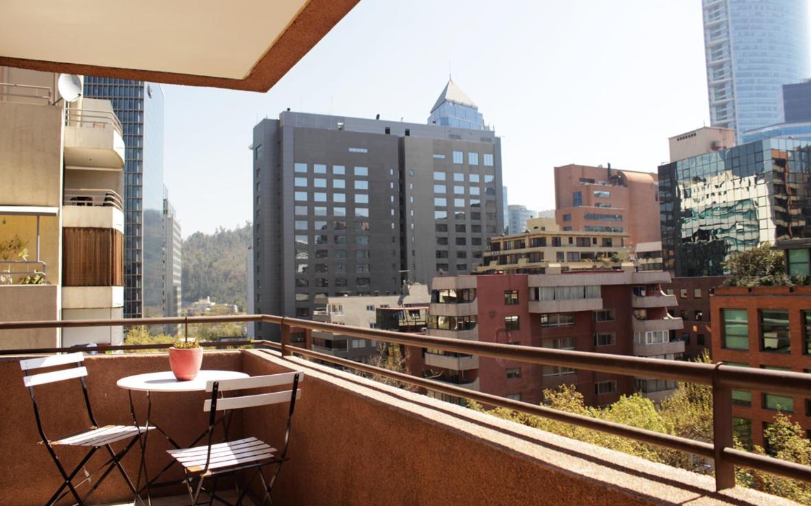 Apartamentos Costanera Centre Santiago Exterior photo